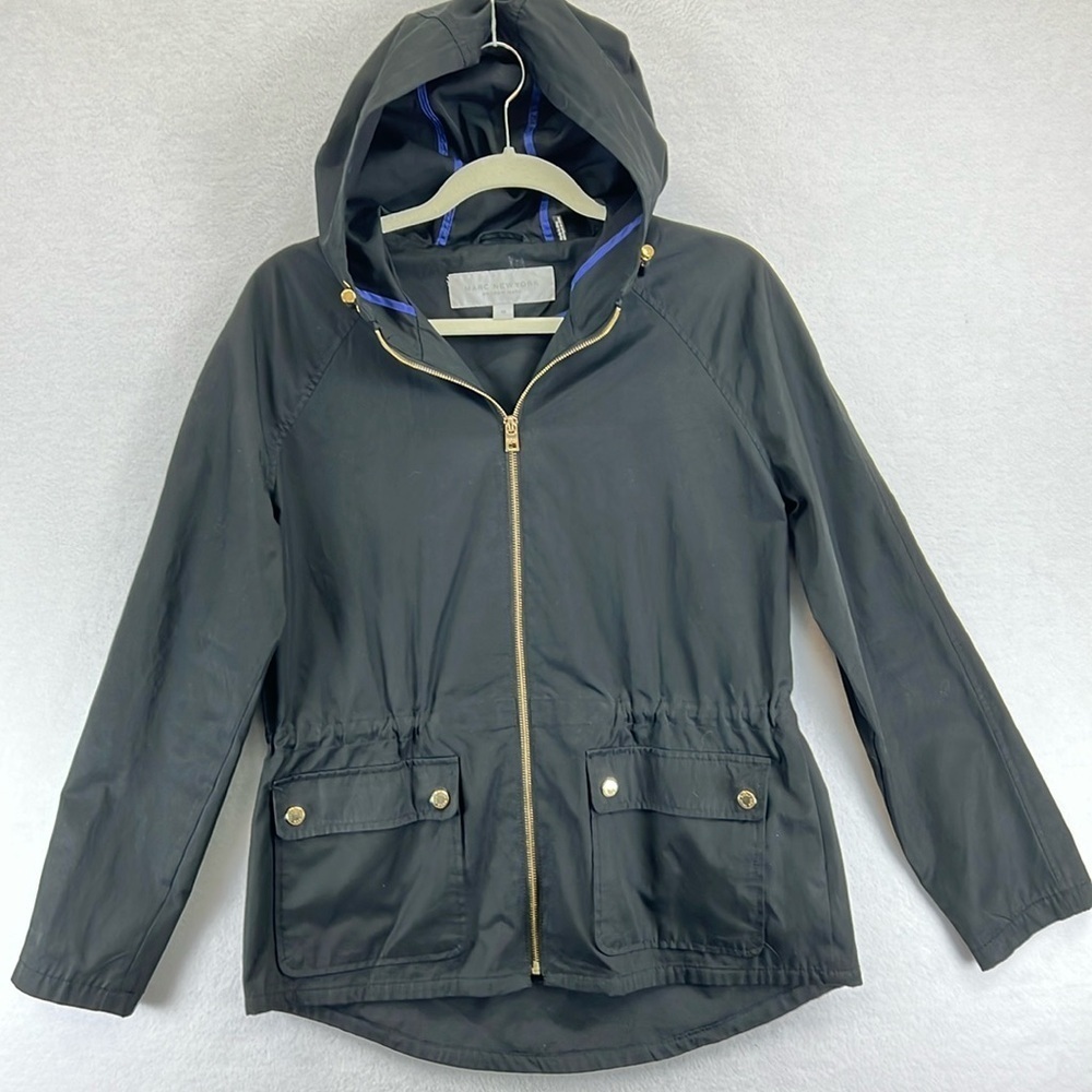 Marc New York Windbreaker Jacket Sz M Black Gold Buttons Hooded Zip Front EUC